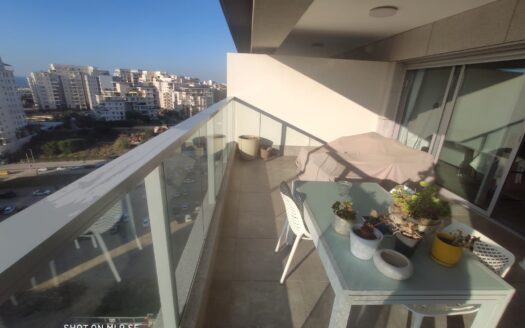 Mini Pent in Tel Aviv-Yafo, 5 Zimmer