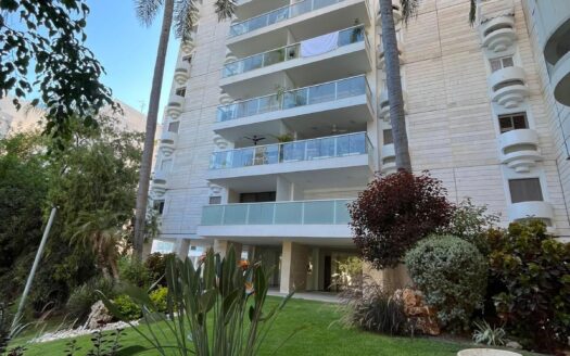 Apartment in Tel Aviv, 4.5 Rooms