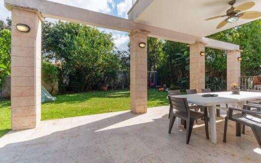 House in Tel Aviv-Yafo, 8 rooms