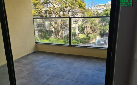 Tel Aviv - apartment, 4 rooms