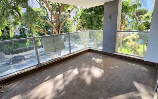 Tel Aviv - apartment, 4 rooms