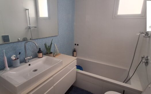 Tel Aviv - apartment, 4 rooms
