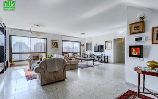 Penthouse/Duplex in Tel Aviv-Yafo, 5 Zimmer